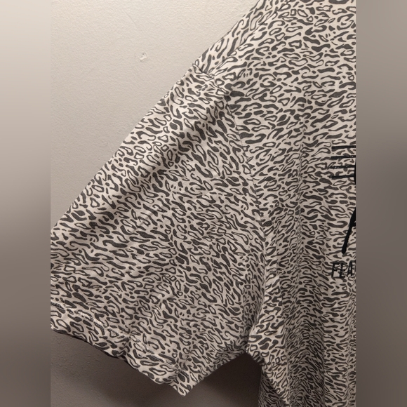 Plinko uniqueness rapture large leopard print T-shirt Women's Oversized Relaxed - Picture 6 of 9